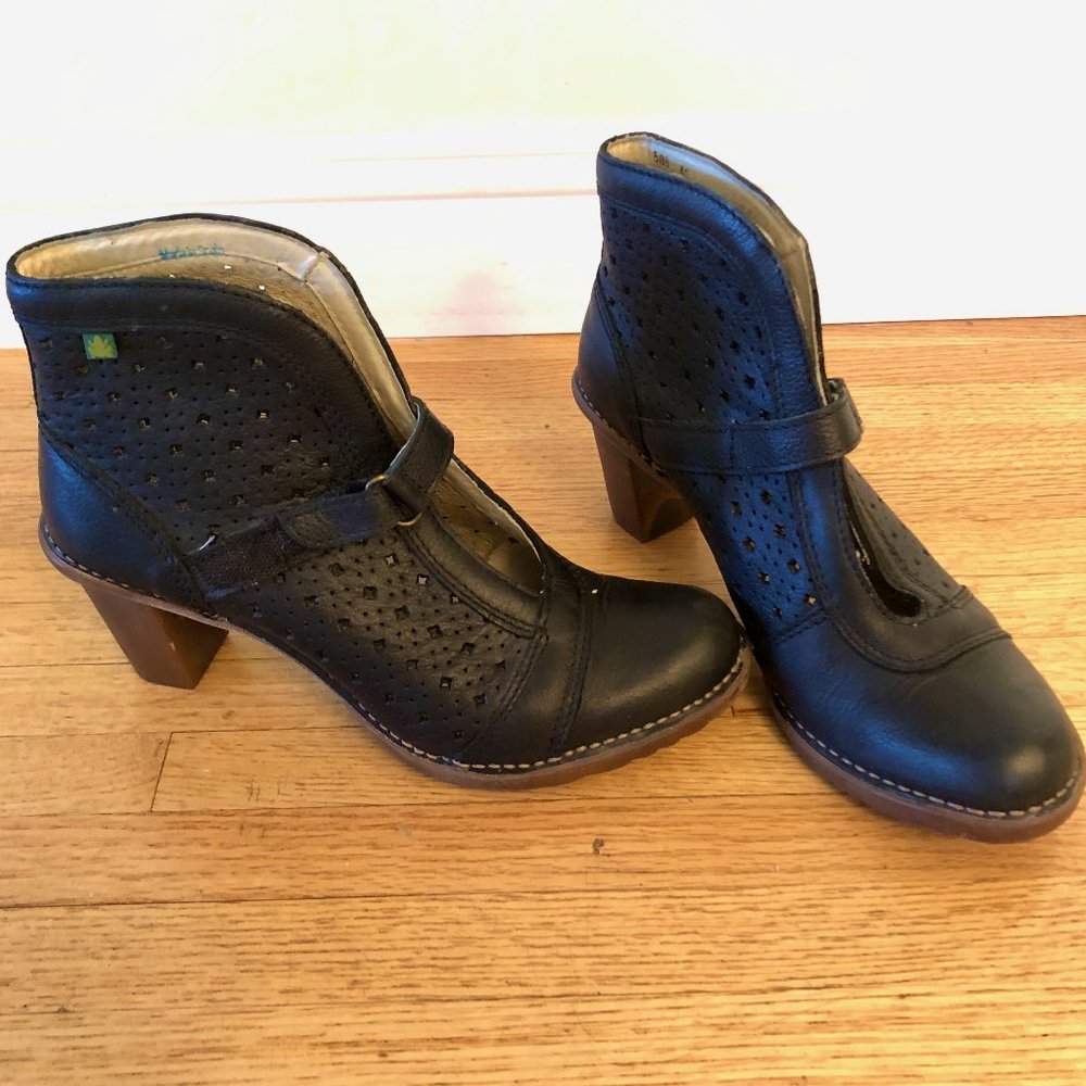 El Naturalista Duna Ankle Boots Size 40